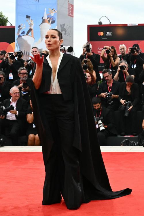 Noomi Rapace at Bugonia premiere Venice, August 2025 1