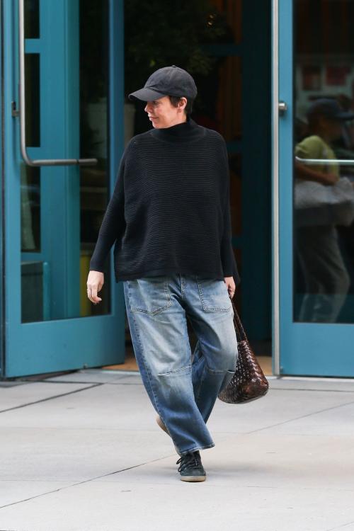 Olivia Colman with family in NYC, August 2025