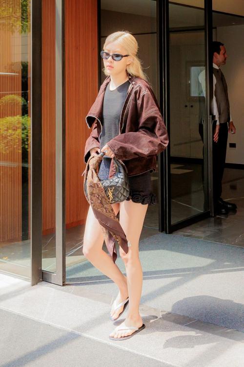 Rose leaves Mandarin Oriental Milan, August 2025