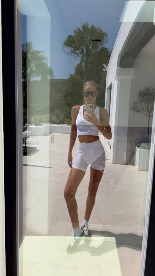 Rosie Huntington-Whiteley Alo Campaign, August 2025 3