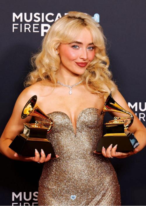 Sabrina Carpenter Story feature, August 2025 39