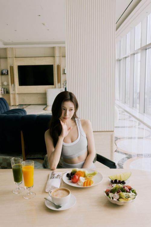 Sana for Alo campaign 2025 1