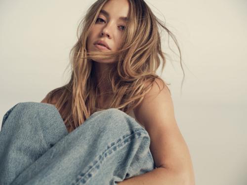 Sydney Sweeney American Eagle Fall 2025 Campaign, August 2025 9