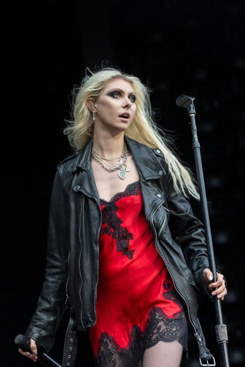 Taylor Momsen live Power Up Tour Edinburgh, August 2025