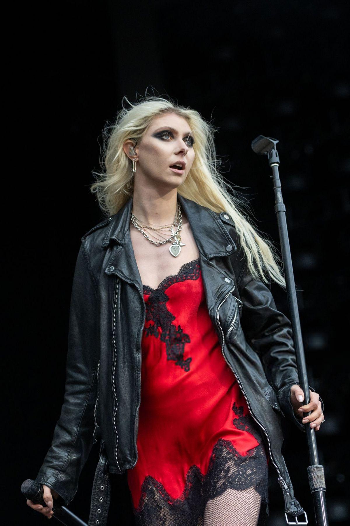 Taylor Momsen live Power Up Tour Edinburgh, August 2025