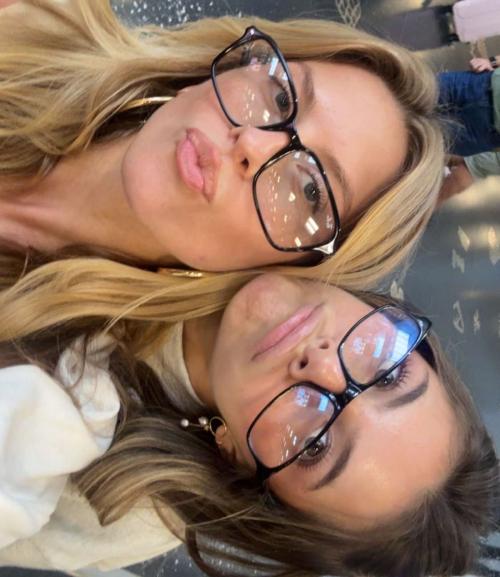 Xandra Pohl shines in Instagram photo, August 2025 7