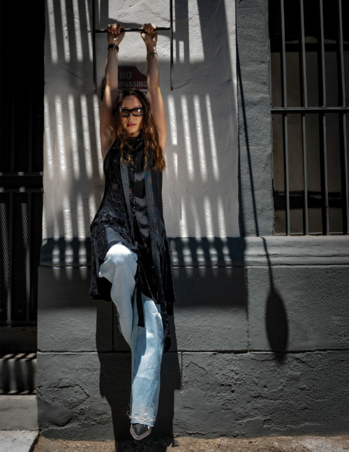 Aaliyah Mendes Flaunt Magazine, September 2025 4