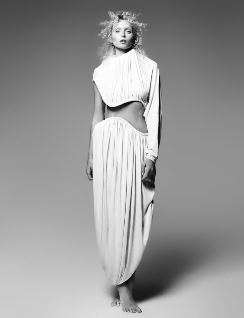 Abbey Lee for Harper’s Bazaar France, October 2025 13