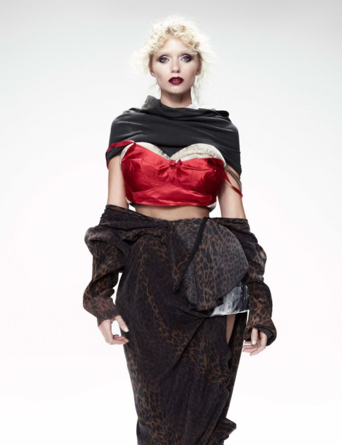 Abbey Lee for Harper’s Bazaar France, October 2025 14