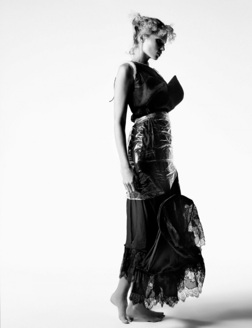 Abbey Lee for Harper’s Bazaar France, October 2025 8