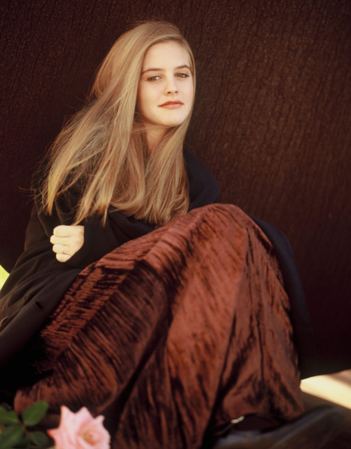 Alicia Silverstone photoshoot, 1996 13