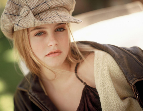 Alicia Silverstone photoshoot, 1996 19