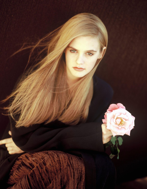Alicia Silverstone photoshoot, 1996 7