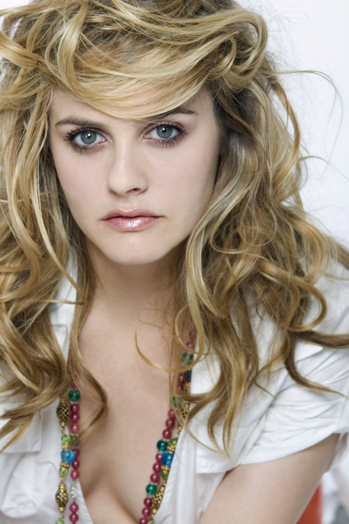 Alicia Silverstone Zink photoshoot, 2005 13