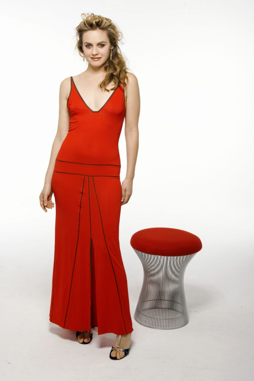 Alicia Silverstone Zink photoshoot, 2005 8