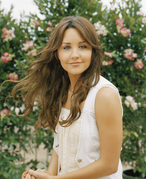 Amanda Bynes Ellegirl, 2006 10