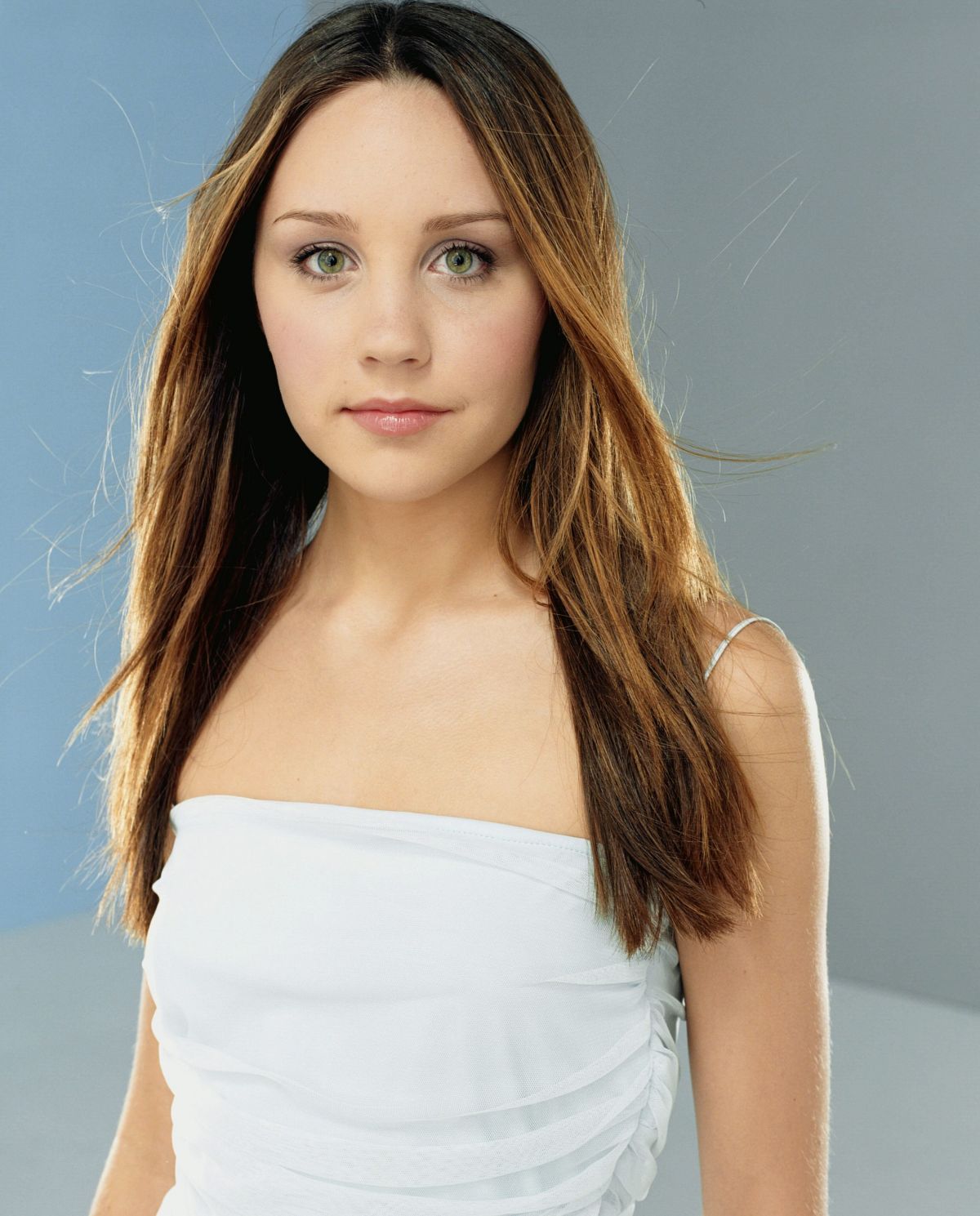 Amanda Bynes photoshoot, 2001