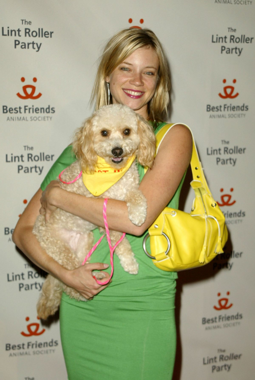 Amy Smart at Lint Roller Party Los Angeles, April 2004 3