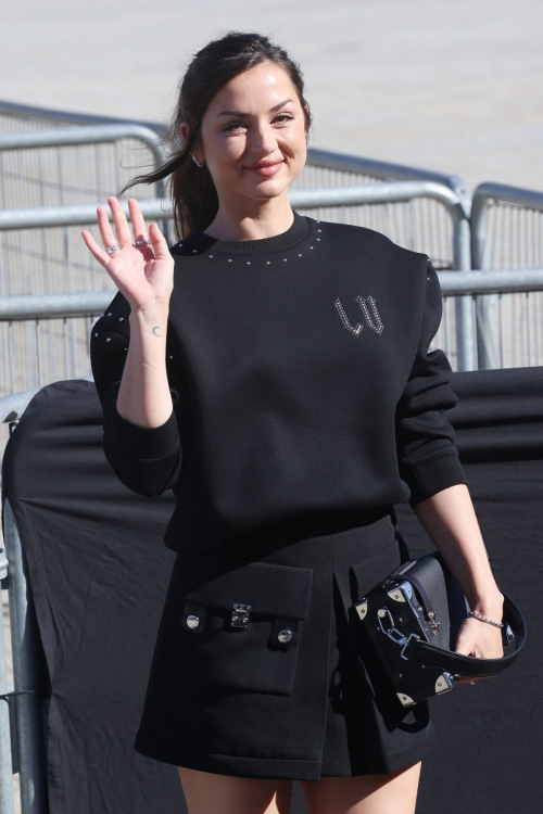 Ana de Armas at Louis Vuitton Fashion Show Paris Fashion Week, September 2025 5