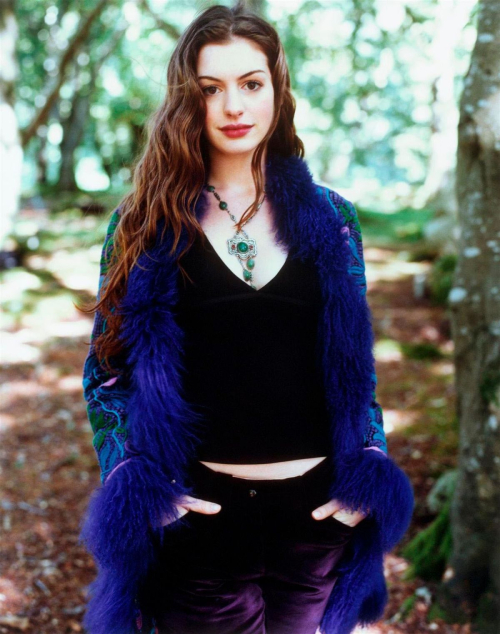 Anne Hathaway for InStyle, 2002
