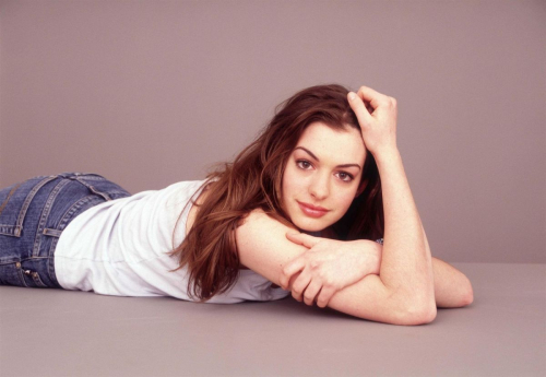 Anne Hathaway photoshoot, 1999 1