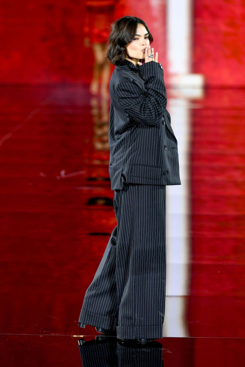 Ariana Greenblatt at Le Defile You’re Worth It L’Oreal Paris Show, September 2025 3