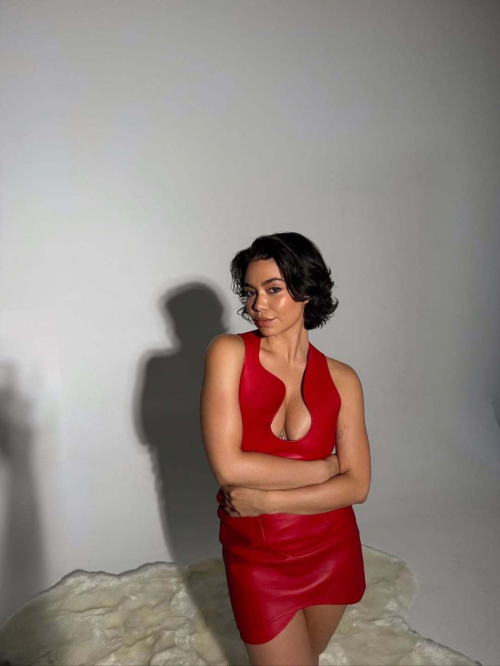 Auli’i Carvalho glows in Instagram photos, September 2025 2