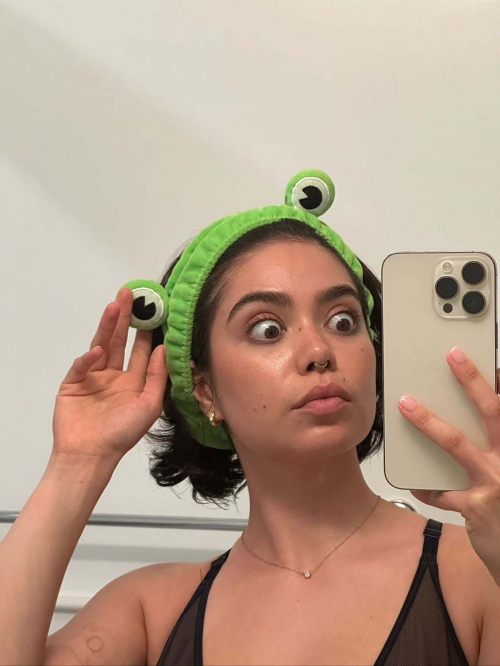 Auli’i Carvalho glows in Instagram photos, September 2025 4