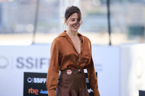 Barbara Lennie at The Tigers Photocall San Sebastian Film Festival, September 2025 1
