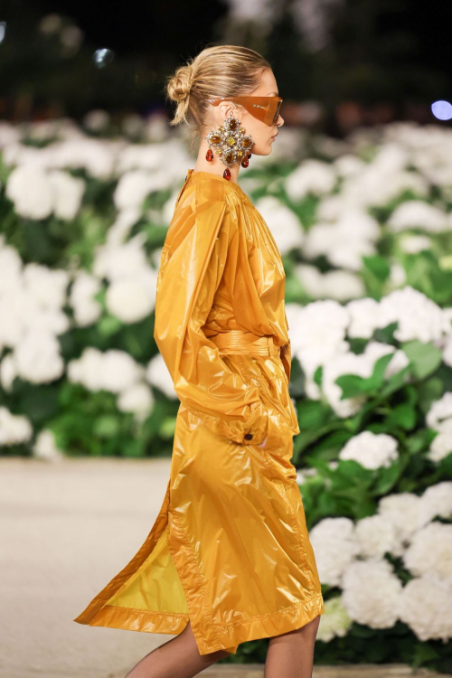 Bella Hadid Walks Runway at Saint Laurent Show Paris Fashion Week, September 2025 9