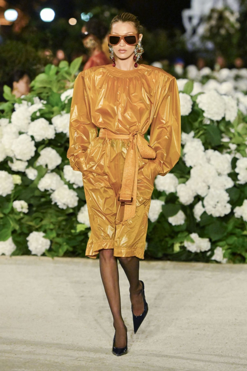 Bella Hadid Walks Runway at Saint Laurent Show Paris Fashion Week, September 2025 2
