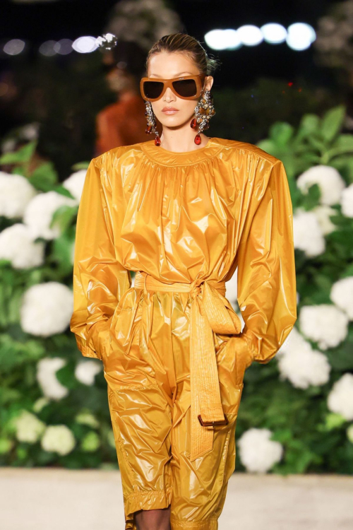 Bella Hadid Walks Runway at Saint Laurent Show Paris Fashion Week, September 2025 3