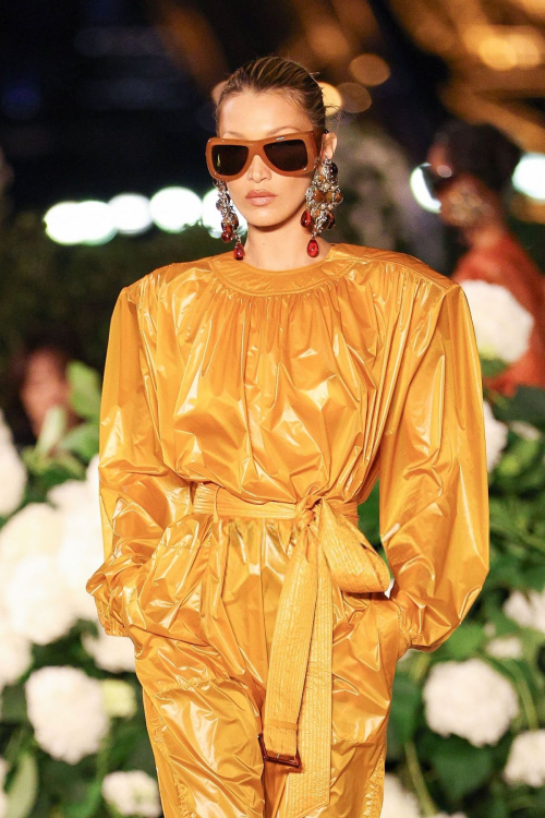 Bella Hadid Walks Runway at Saint Laurent Show Paris Fashion Week, September 2025 7