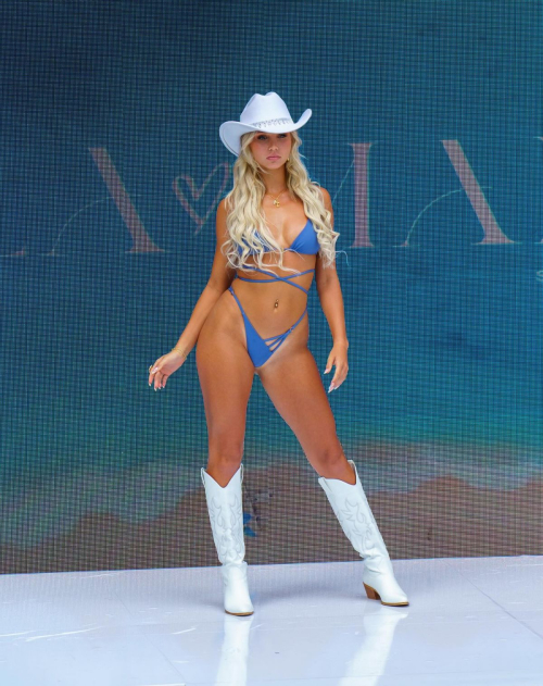 Brooklyn Riley Instagram Photos, September 2025 1
