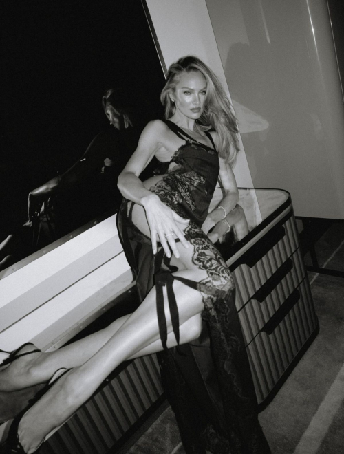 Candice Swanepoel Instagram Photos, September 2025 5