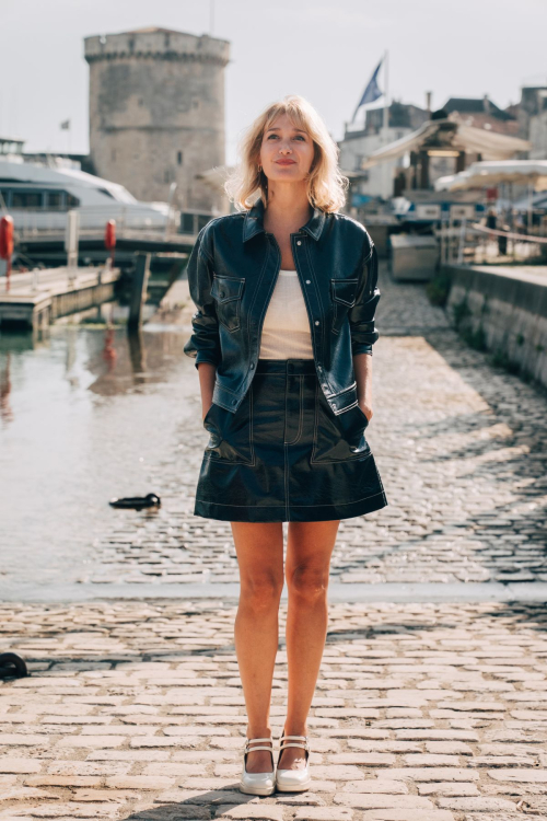 Caroline Anglade at Parfum du Bonheur photocall La Rochelle Festival, September 2025 5