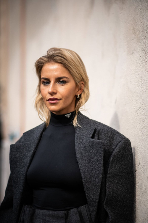 Caroline Daur outside Prada show Milan, September 2025 5