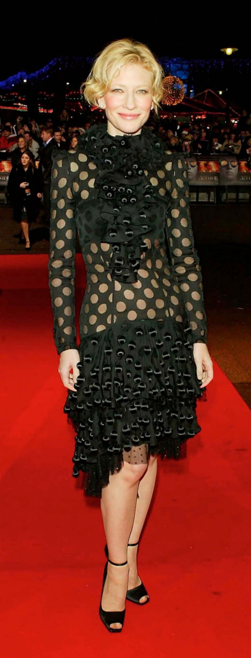 Cate Blanchett at Aviator Premiere Odeon West End London, 2004 5