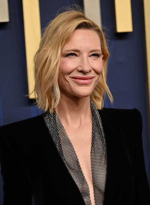 Cate Blanchett at Primetime Emmy Awards Los Angeles 1