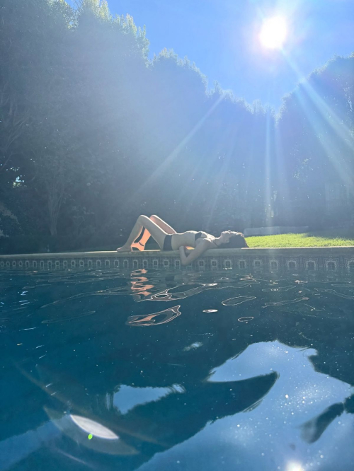 Charlotte Lawrence instagram photos, September 2025 3