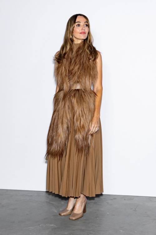 Chloe Fineman Michael Kors NYFW, September 2025