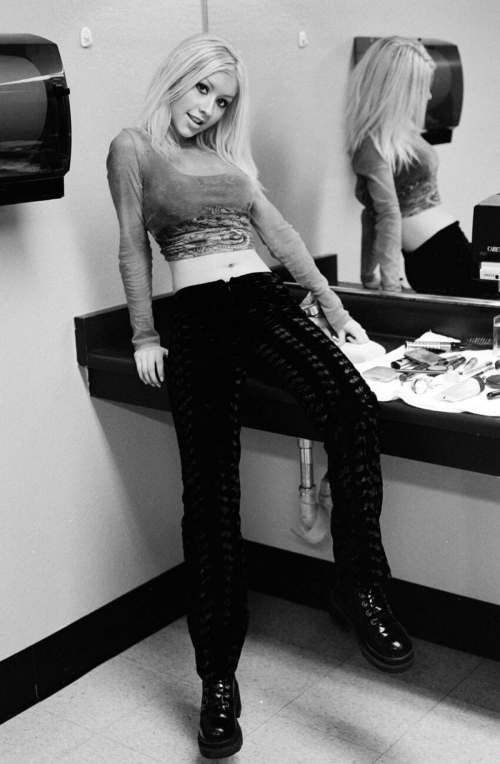 Christina Aguilera black & white photoshoot, 2001 15