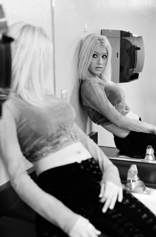 Christina Aguilera black & white photoshoot, 2001 4