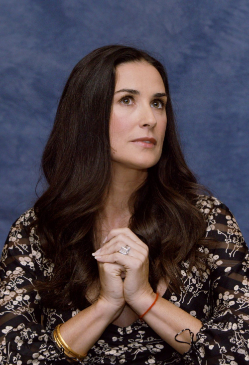 Demi Moore – Bobby Press Conference, November 2006 2