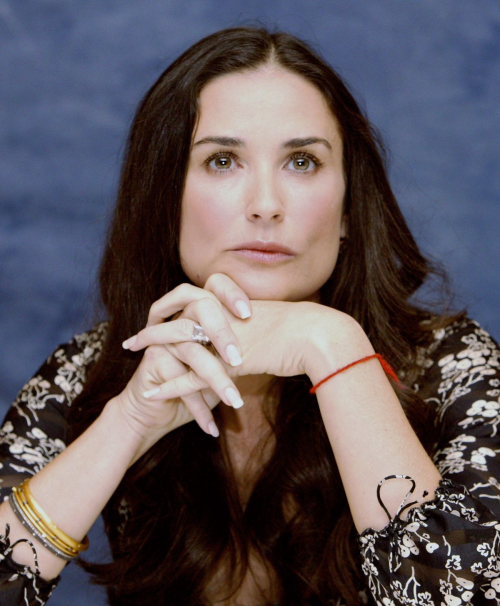 Demi Moore – Bobby Press Conference, November 2006 6