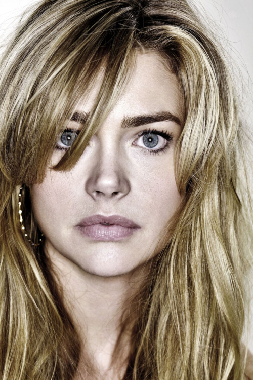 Denise Richards photoshoot, 2008 5