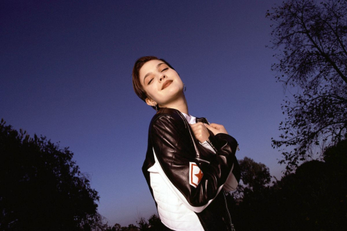 Drew Barrymore Photoshoot, 1996 2