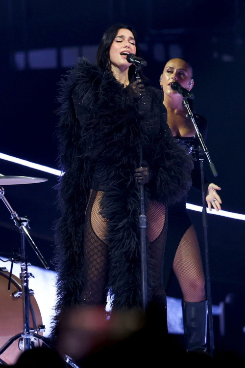 Dua Lipa performs at Radical Optimism Tour Night 3, NYC, September 2025 2