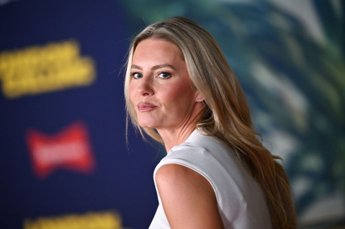 Elisha Cuthbert at London Calling Premiere Los Angeles 2