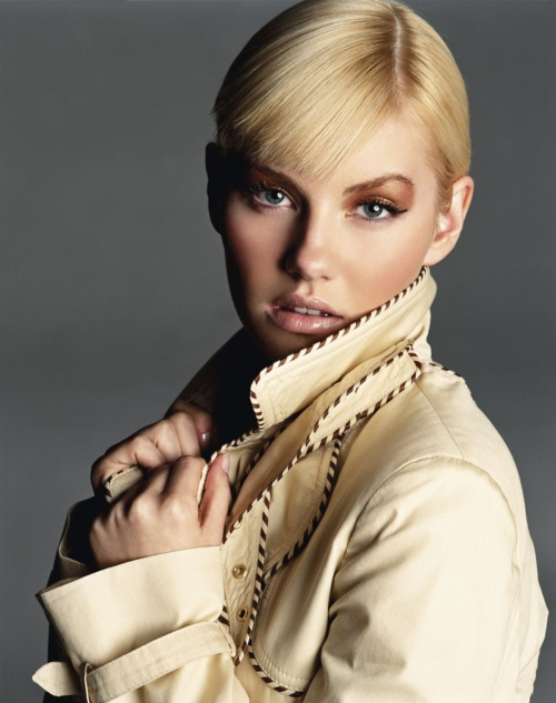 Elisha Cuthbert at Photoshoot, 2004 8